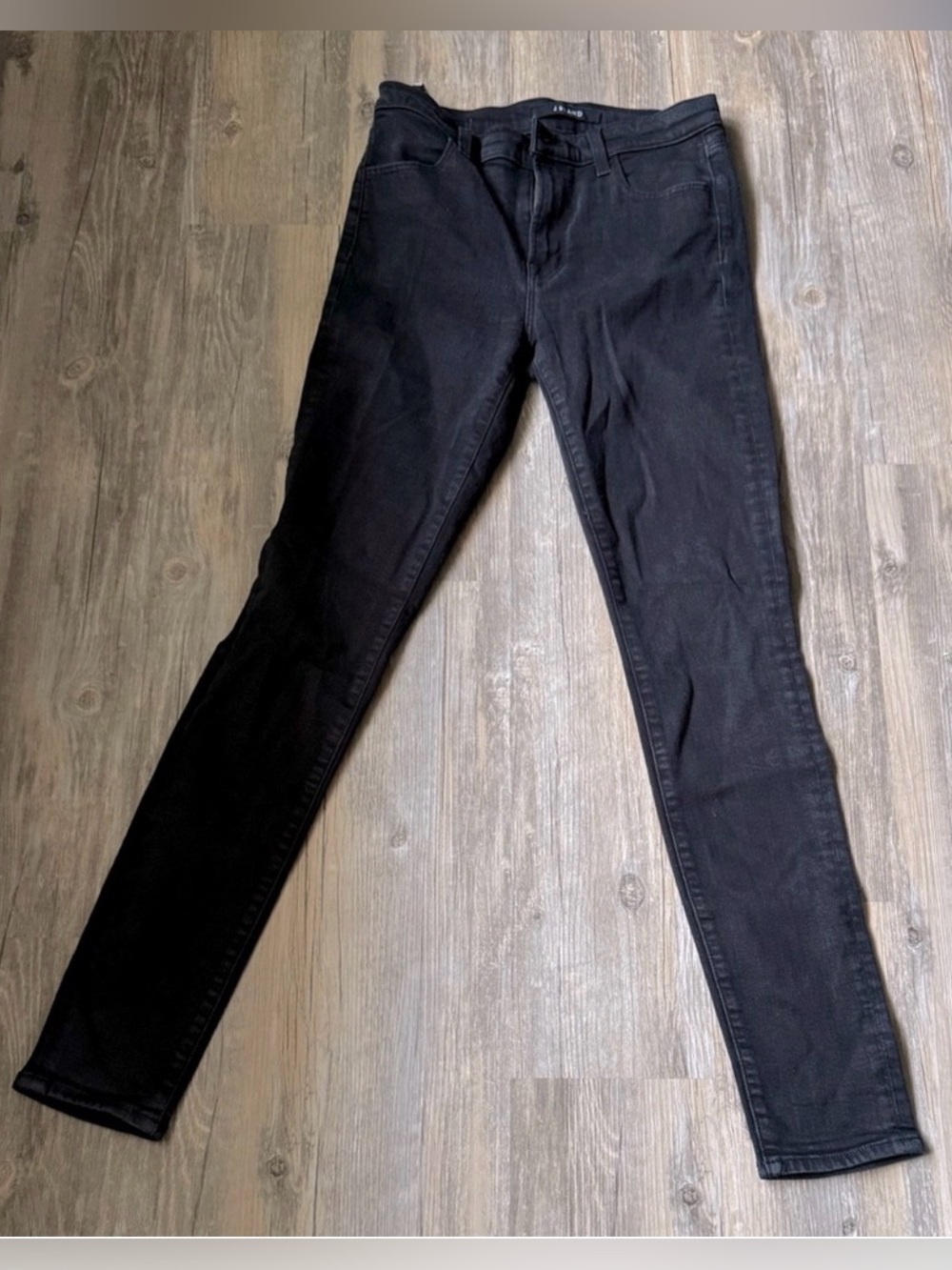 J Brand Maria High Rise Skinny in the colour Seriously Black